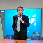 曾憲雄
